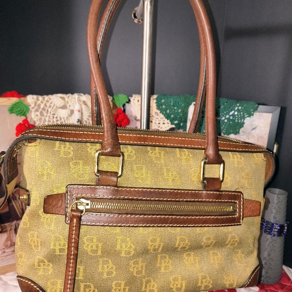Dooney & Bourke Vintage Handbag Gold & Brown, Canvas & Leather, Sturdy - Picture 2 of 5
